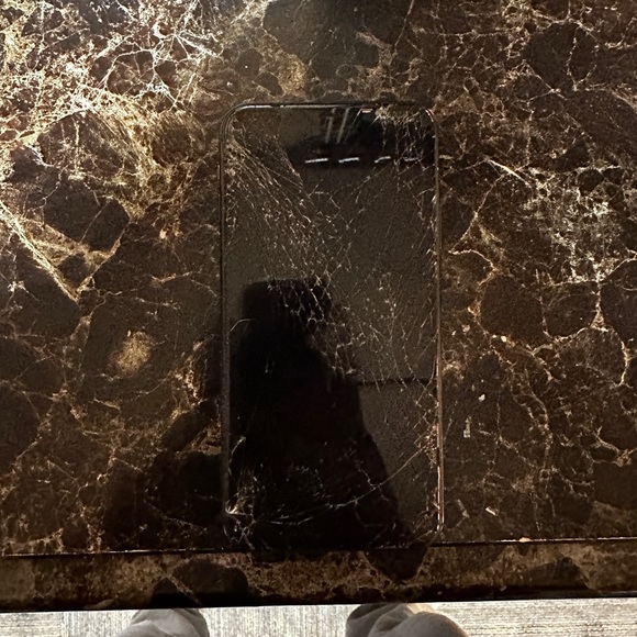 Unlocked iPhone 11 Pro max